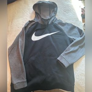 Nike Sweatshirt